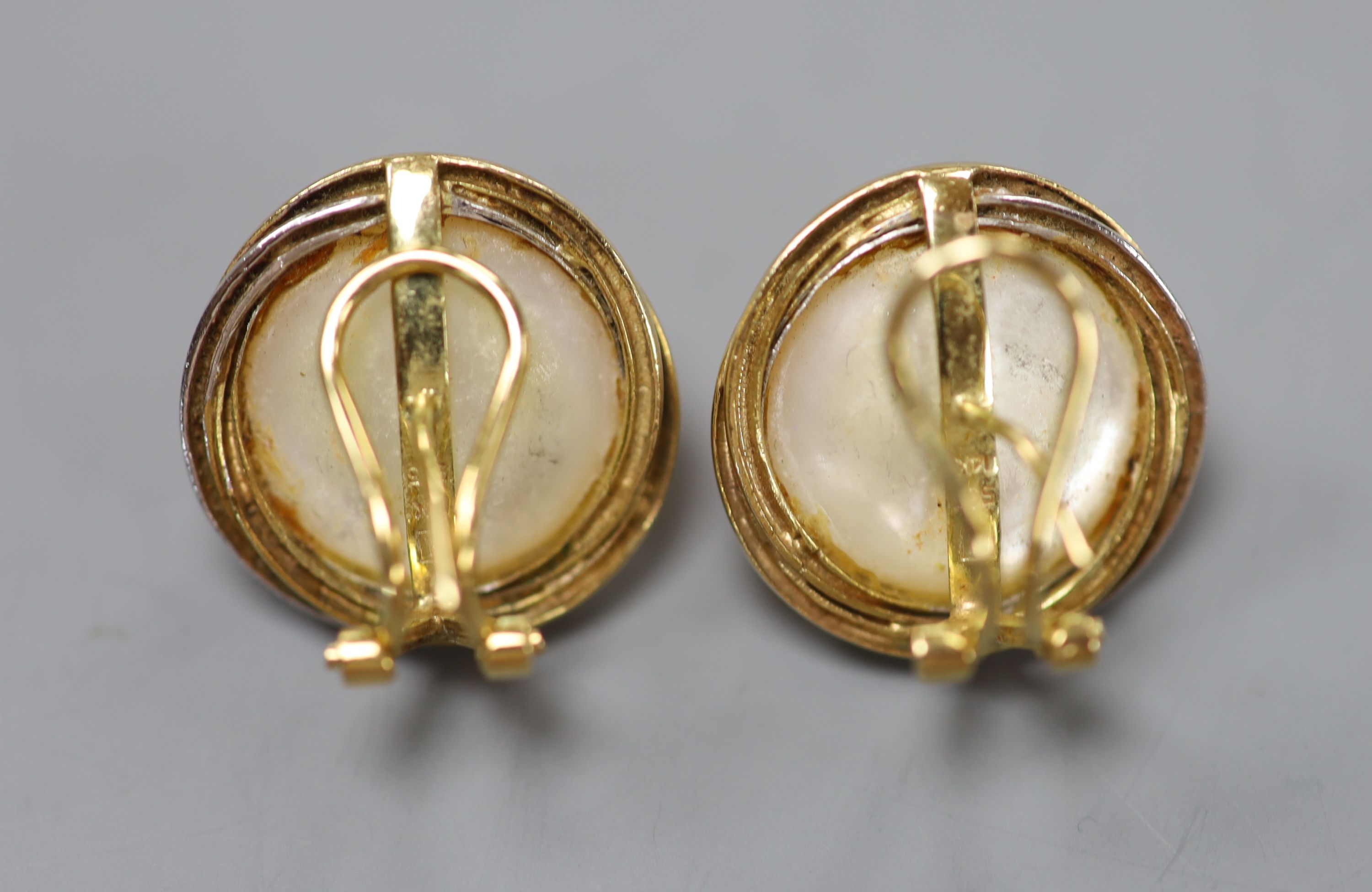 A modern pair of 14k yellow metal and mabe pearl ear clips, diameter 20mm, gross 12.5 grams